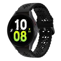 eses Silikónový remienok dierkovaný so vzorom pre Samsung Galaxy Watch 4, 5, 6 - Čierny, 20 mm