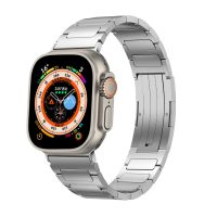 eses Titánový segmentový remienok pre Apple Watch - Strieborný lesklý 42mm, 44mm, 45mm, 49mm