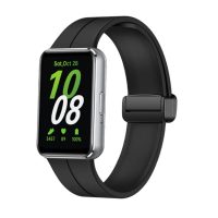 eses Silikónový remienok s magnetickou sponou pre Samsung Galaxy Fit 3 - Cierny