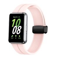 eses Silikónový remienok s magnetickou sponou pre Samsung Galaxy Fit 3 - Ružový